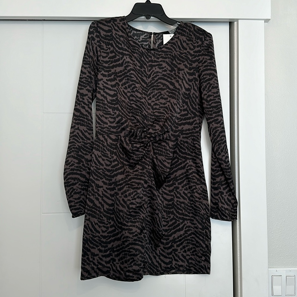 (NWT) FOREVER21 Dress